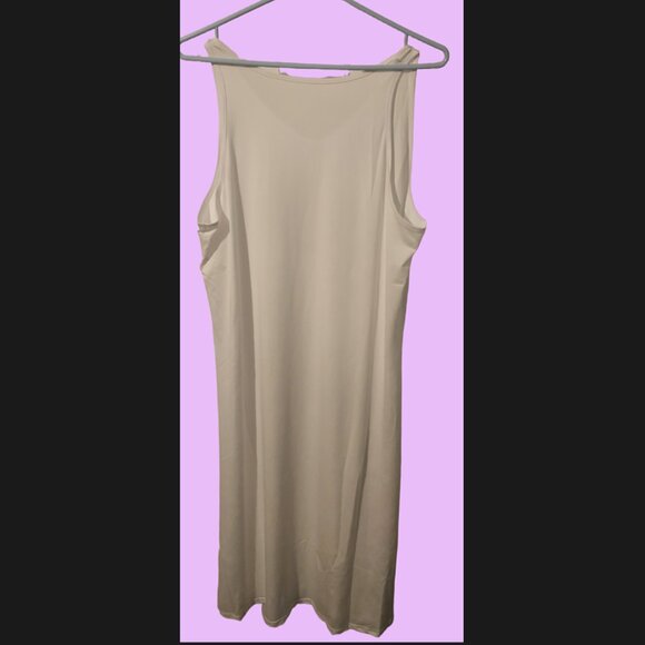 Full Slip V-Neck Knee-Length Nightgown - Picture 3 of 4